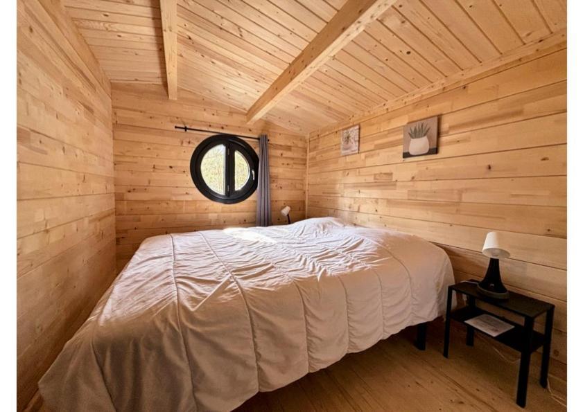 Parc Residentiel De Loisir : Le Loup Blanc Du Riou Otel Barcelonnette Dış mekan fotoğraf